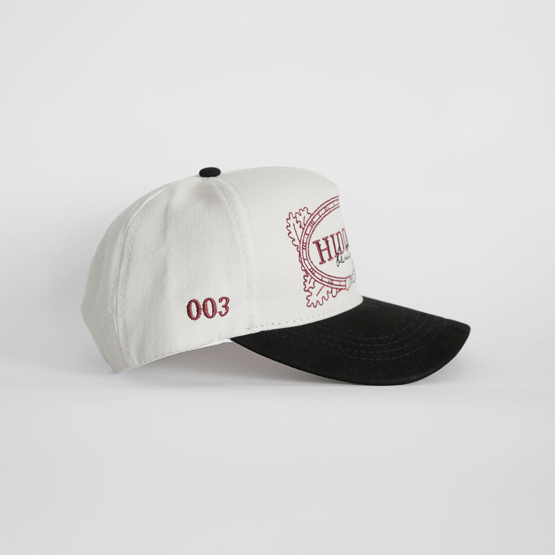 Gorra Hidden Beauty - Tracker